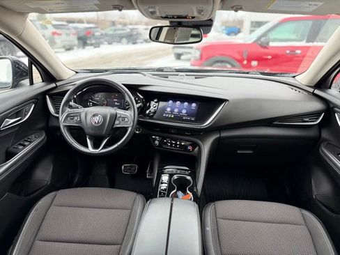 Used 2022 Buick Envision Preferred w/ Sport Touring Package image 2