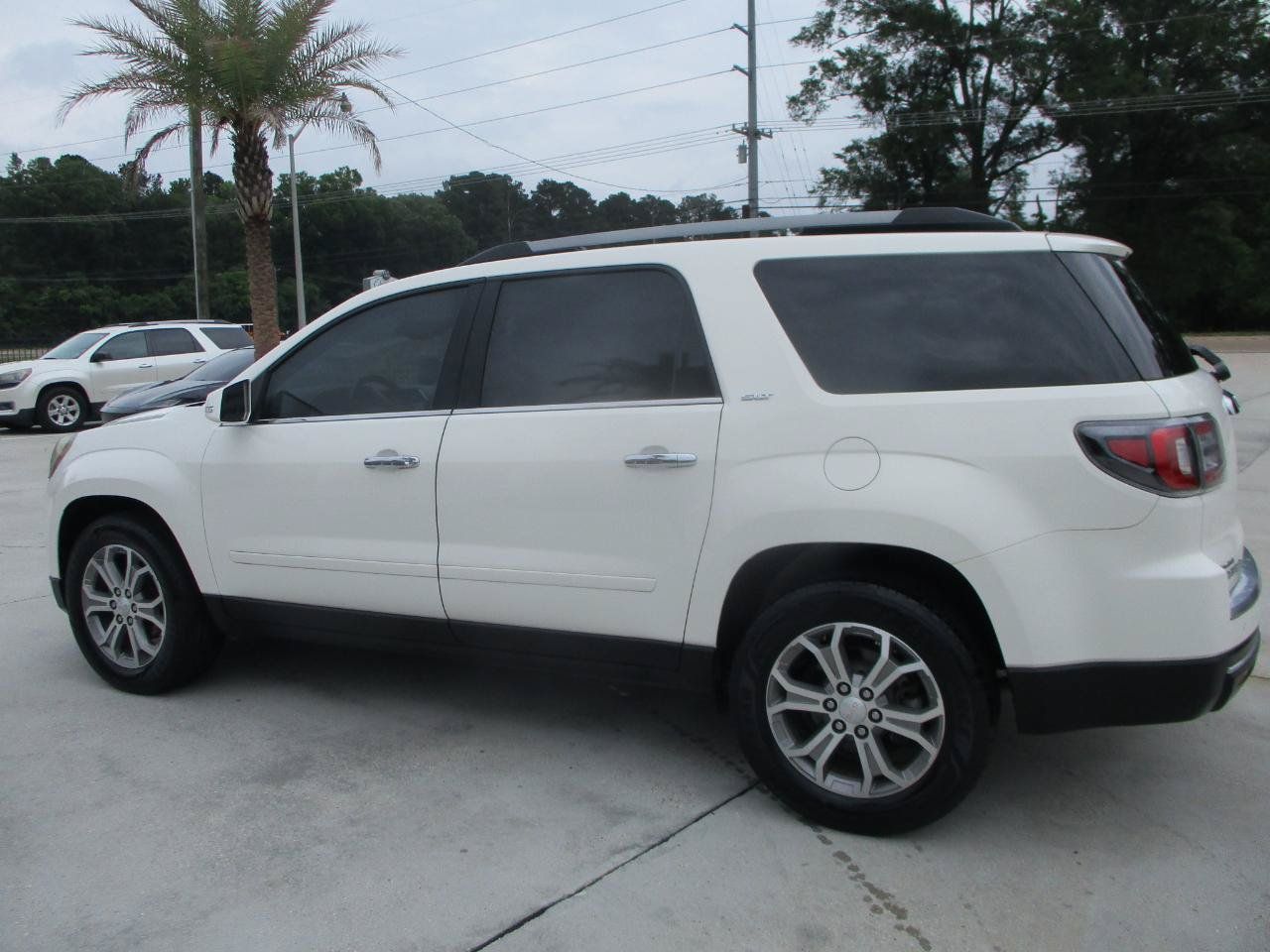 Used 2014 GMC Acadia SLT FWD image 18