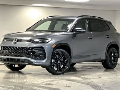 New 2026 Volkswagen Tiguan SE R-Line