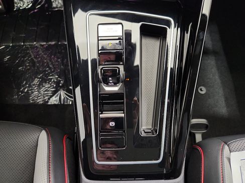 New 2026 Volkswagen GTI SE image 28