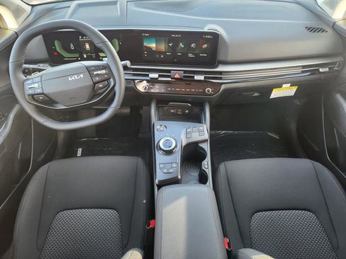 New 2026 Kia Sportage S image 11
