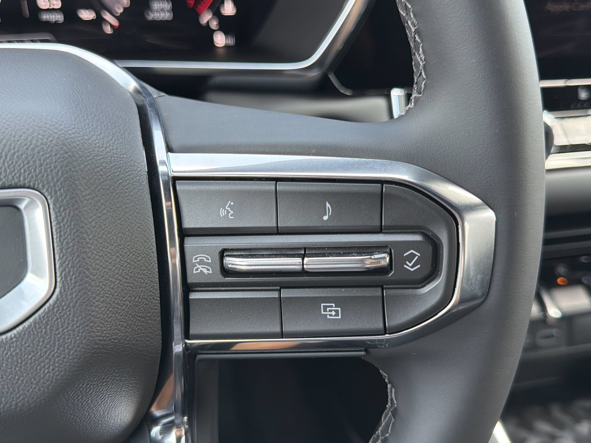New 2026 GMC Canyon Elevation w/ Convenience Package RWD image 9