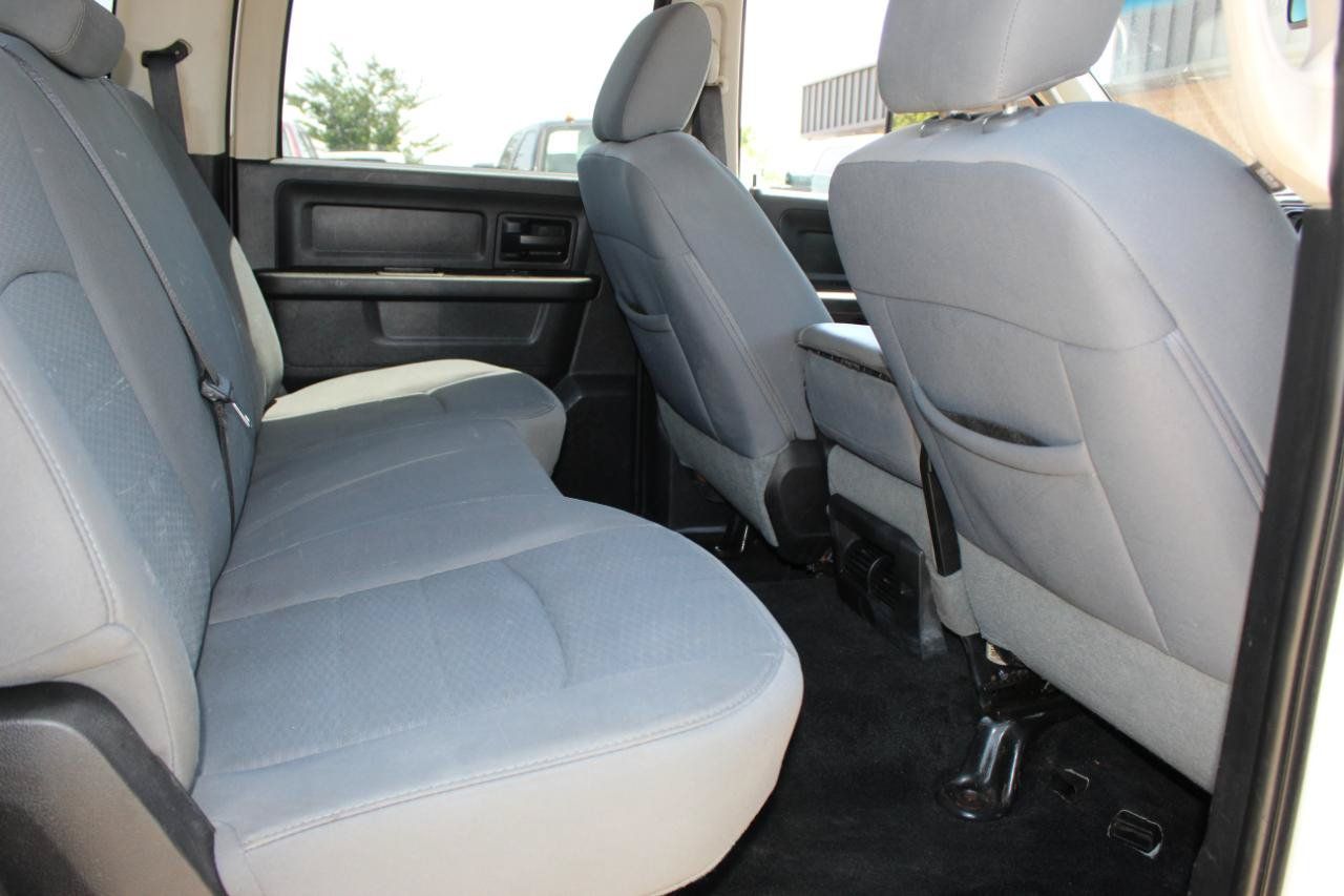 Used 2014 RAM 2500 Tradesman w/ Chrome Appearance Group AWD/4WD image 16