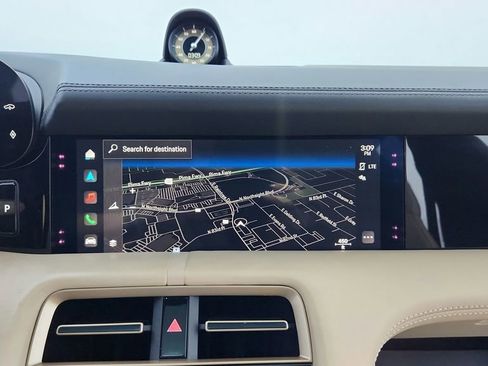 Used 2020 Porsche Taycan Turbo image 23