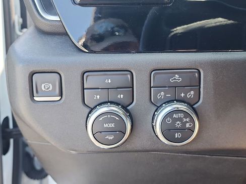 Certified 2024 GMC Sierra 2500 SLE w/ SLE Convenience Package AWD/4WD image 18