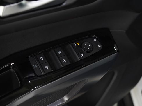 Used 2023 Nissan Pathfinder SL w/ SL Premium Package image 21