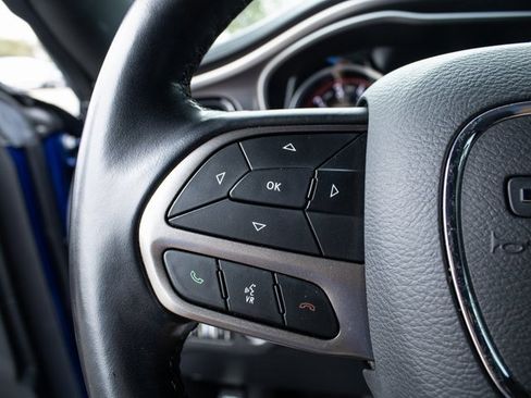 Used 2021 Dodge Challenger SXT w/ Plus Package image 11