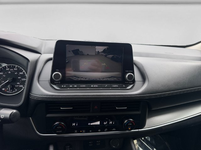 Used 2025 Nissan Rogue SV FWD image 20
