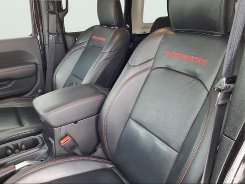 Used 2023 Jeep Wrangler Unlimited Rubicon w/ Steel Bumper Group image 18