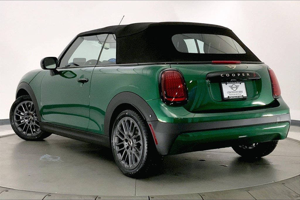 New 2026 MINI Cooper S FWD image 2