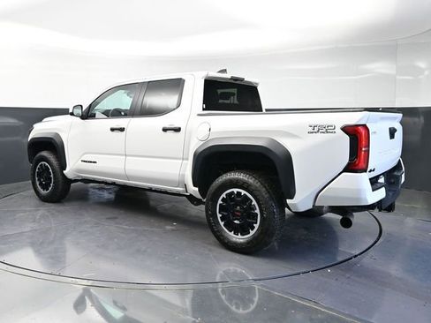 Used 2024 Toyota Tacoma TRD Off-Road AWD/4WD image 8