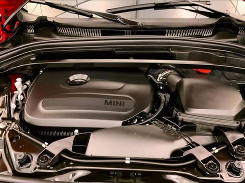 Certified 2025 MINI Cooper Countryman S w/ Comfort Package Max image 9