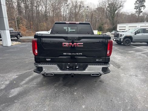 New 2026 GMC Sierra 1500 SLT image 21