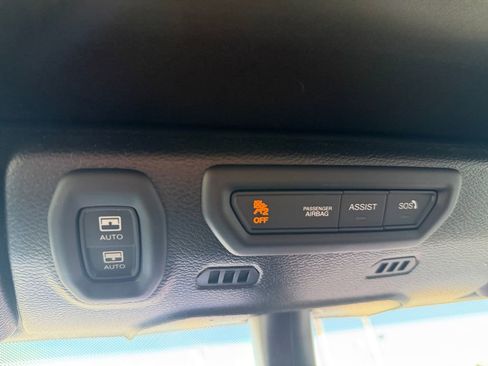 Used 2022 Jeep Wrangler Unlimited Sahara w/ Cold Weather Group image 21