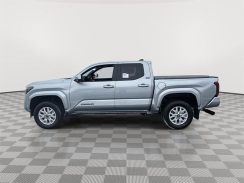 New 2026 Toyota Tacoma SR5 AWD/4WD image 4