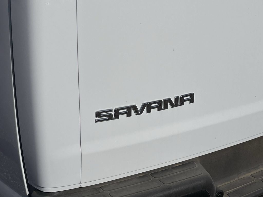 New 2025 GMC Savana 2500 Extended w/ Driver Convenience Package RWD image 31