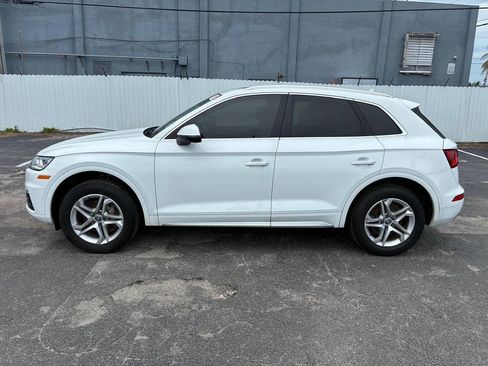 Used 2018 Audi Q5 2.0T Premium Plus w/ Premium Plus Package AWD/4WD image 3