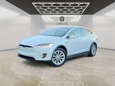 Used 2021 Tesla Model X Long Range image 1
