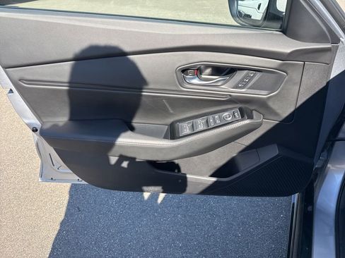 Used 2023 Honda Accord Touring image 27