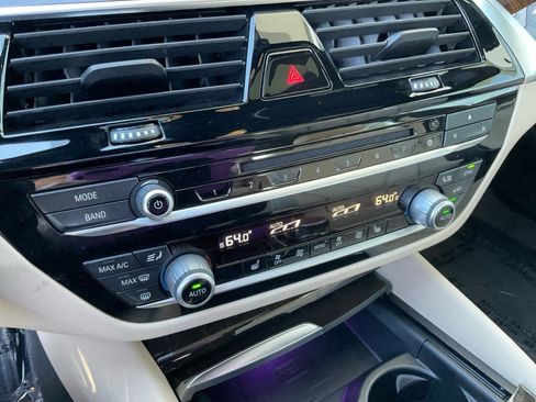 Used 2017 BMW 530i image 18