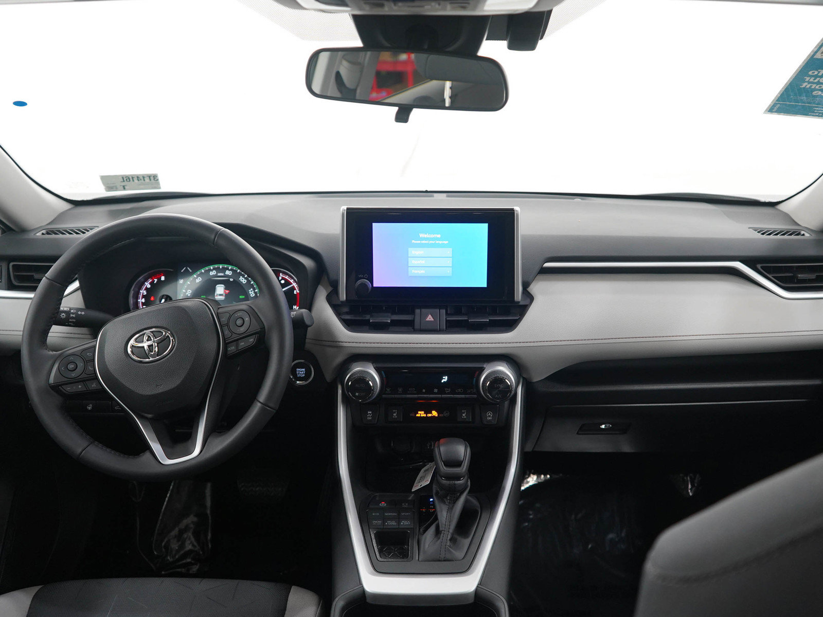 Used 2024 Toyota RAV4 XLE w/ Convenience Package AWD/4WD image 13