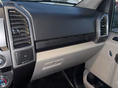 Used 2018 Ford F150 XLT w/ Equipment Group 302A Luxury image 21