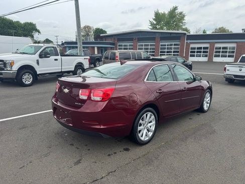 Used 2015 Chevrolet Malibu LT FWD image 8