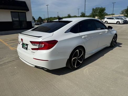 Used 2021 Honda Accord Sport image 15