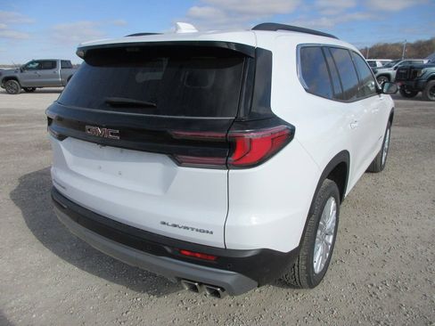New 2026 GMC Acadia Elevation w/ Elevation Premium Package FWD image 5