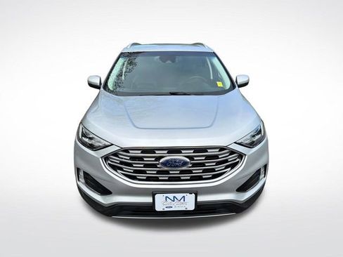 Used 2019 Ford Edge SEL w/ Equipment Group 201A AWD/4WD image 2