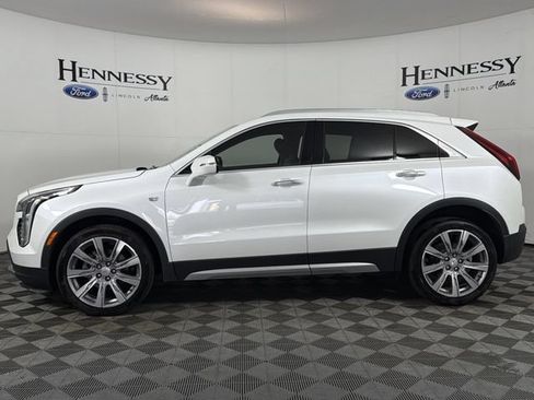 Used 2023 Cadillac XT4 Premium Luxury FWD image 16