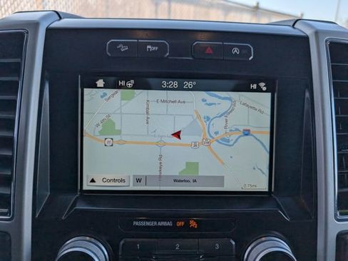 Used 2018 Ford F150 Lariat w/ Equipment Group 502A Luxury image 5