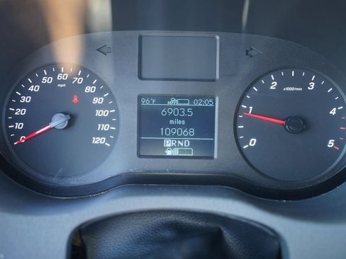 Used 2019 Mercedes-Benz Sprinter 170 image 12
