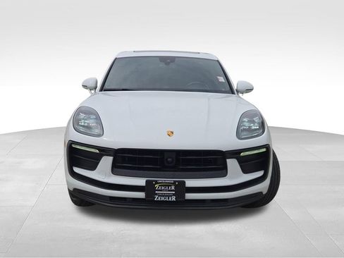 Used 2024 Porsche Macan AWD/4WD image 4
