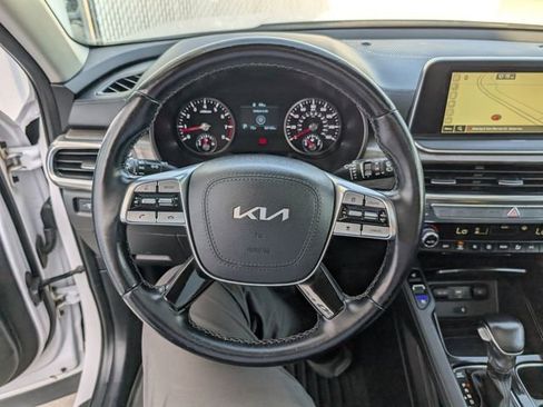 Used 2022 Kia Telluride EX w/ EX Premium Package AWD/4WD image 13