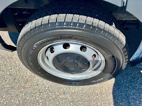 Used 2016 Ford Transit 250 148 Medium Roof image 37