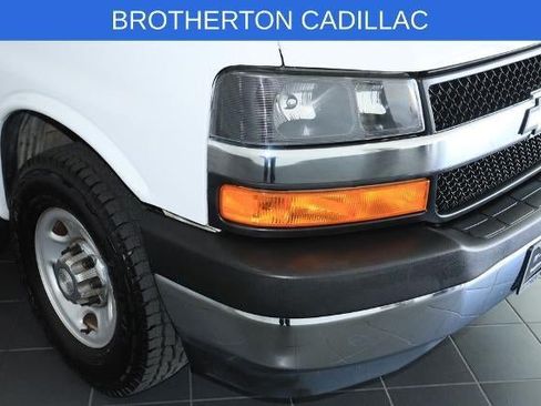 Used 2019 Chevrolet Express 3500 LT w/ LT Preferred Equipment Group RWD image 12