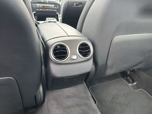 Used 2015 Mercedes-Benz C 300 4MATIC Sedan image 20