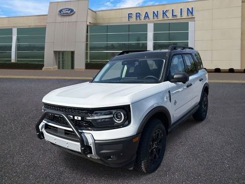 New 2025 Ford Bronco Sport Outer Banks w/ Sasquatch Outer Banks Package image 3