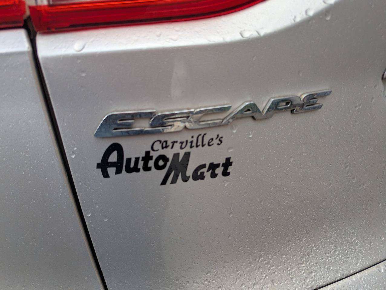 Used 2014 Ford Escape Titanium w/ Equipment Group 401A AWD/4WD image 28