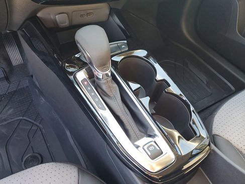 New 2026 Chevrolet Trax LT w/ LT Convenience Package image 25