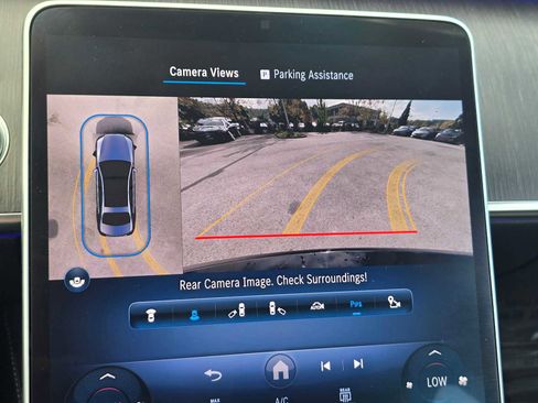 Used 2023 Mercedes-Benz S 500 4MATIC w/ AMG Line image 32