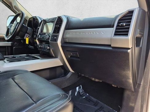 Used 2019 Ford F250 Lariat w/ Lariat Value Package AWD/4WD image 21