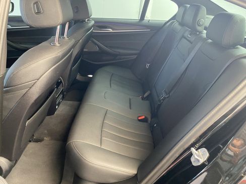 Used 2023 BMW 530i xDrive w/ M Sport Package AWD/4WD image 17