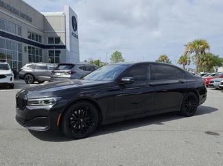 Used 2022 BMW 740i w/ Premium Package video 1
