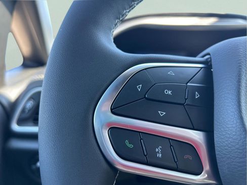 New 2026 Chrysler Pacifica Select image 14