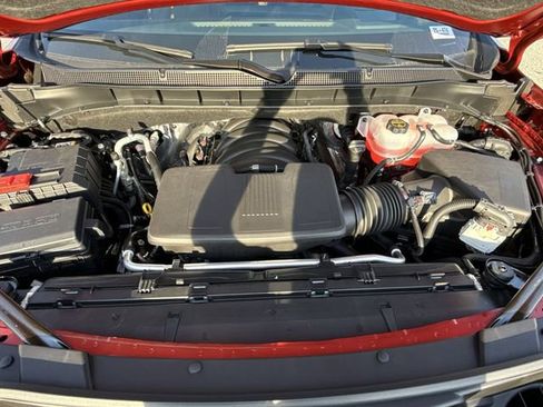 New 2025 Chevrolet Suburban High Country AWD/4WD image 33