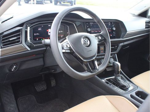 Used 2021 Volkswagen Jetta SEL FWD image 13