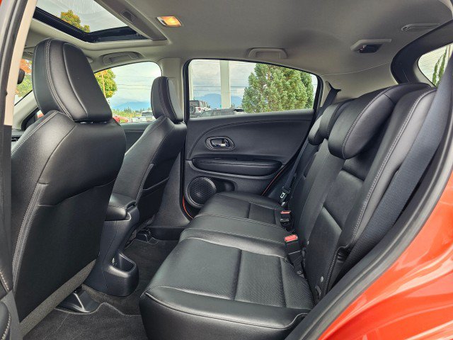 Used 2020 Honda HR-V Touring image 20