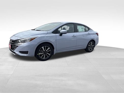 New 2025 Nissan Versa SV w/ Trunk Package image 10